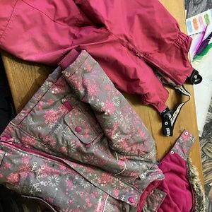 Osh Kosh girls winter jacket and pants size 3T